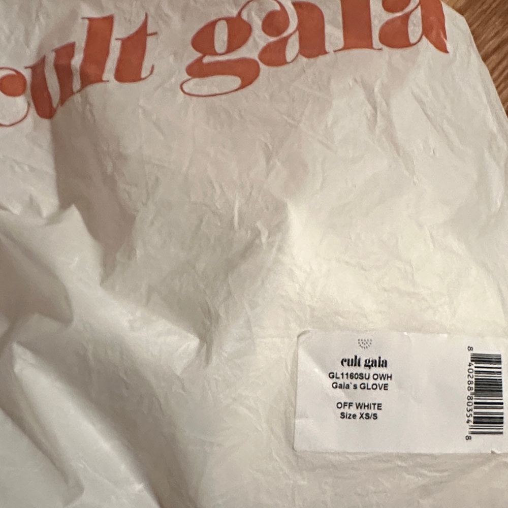 Cult Gaia Ivory Gloves
